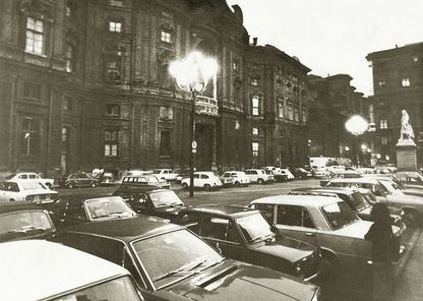 70 / 74