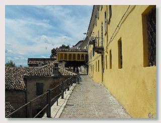 Clic per ingrandire